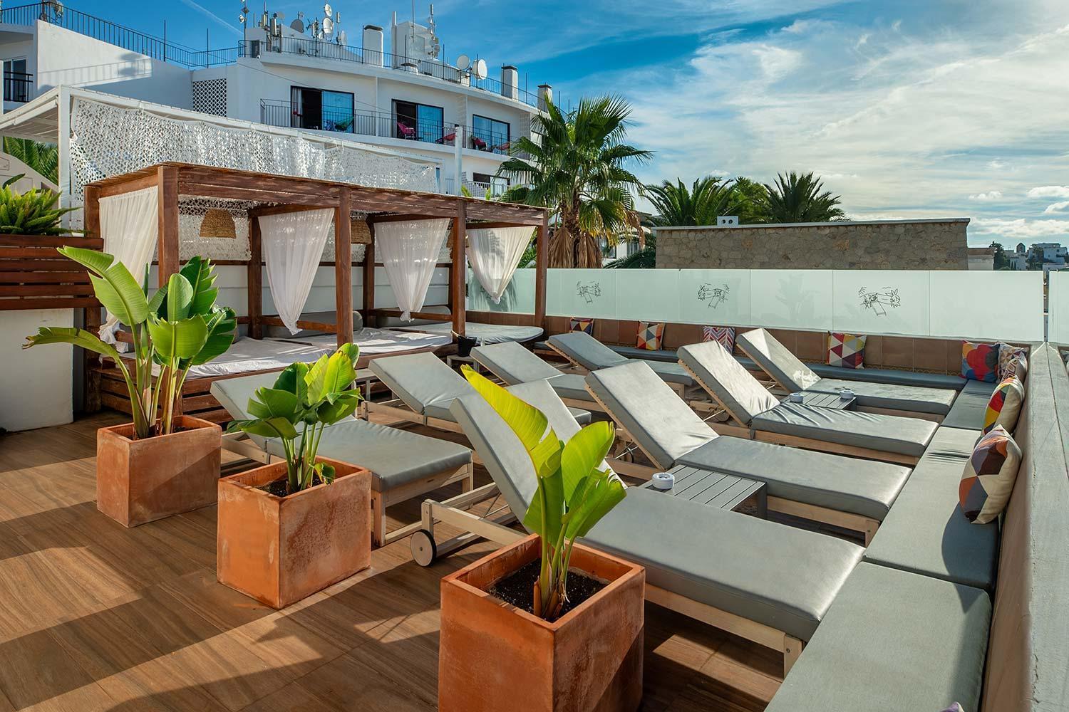 Cenit & Apts. Sol Y Viento Ibiza-Stadt